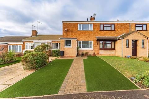 Lloyds Avenue, Kessingland 2 bed terraced house for sale