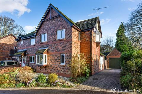 Boakes Place, Ashurst, Hampshire 3 bed semi