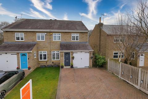 Queen Street, Rawdon, Leeds, West... 4 bed semi