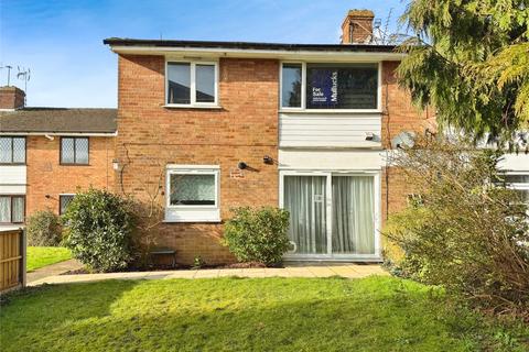 Cloverfield, Harlow, Essex, CM18 2 bed maisonette for sale