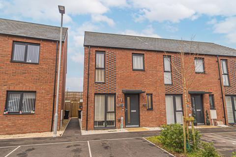 Molten Court, Newport, NP19 3 bed terraced house for sale