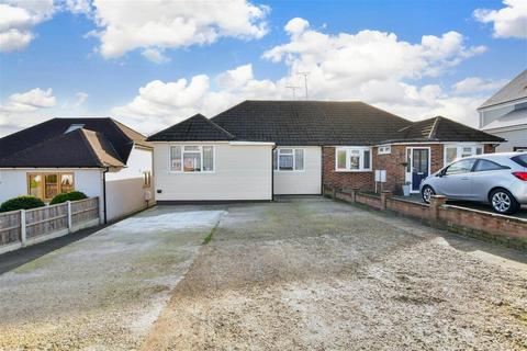Hillside Road, Billericay CM11 3 bed semi