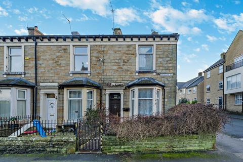 Smalley Street, Burnley, BB11 2 bed end of terrace house for sale