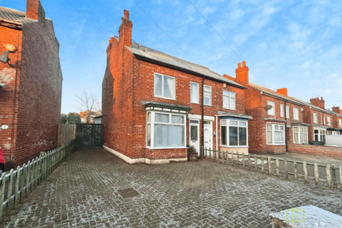 Rookery Lane, Lincoln LN6 3 bed semi