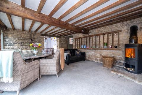 Hall Barn, Far End, Boothby Graffoe 5 bed barn conversion for sale
