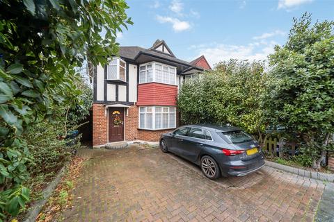 Hatherleigh Close, Morden SM4 3 bed end of terrace house for sale