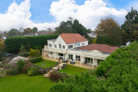 Hollybush Road, Cardiff CF23 6 bed detached house for sale