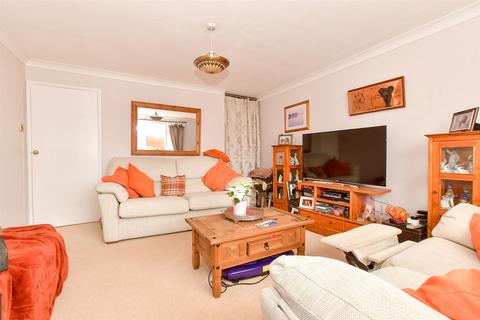 Lanes End, Totland Bay, Isle of Wight 2 bed terraced house for sale
