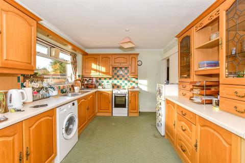 Rushford Close, Headcorn, Kent 2 bed semi