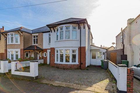 Western Avenue, Cardiff CF5 3 bed semi