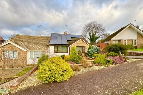 Leigh Grove, Banbury 2 bed semi