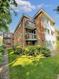 Richmond Park Road, Charminster 2 bed apartment for sale