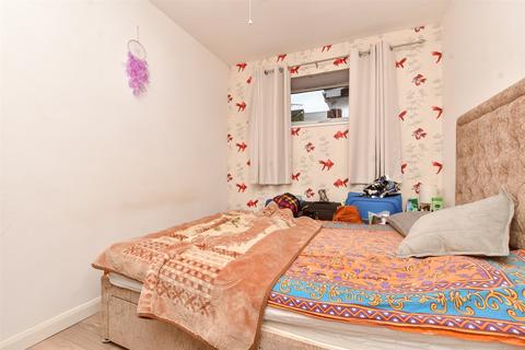 Sutton Grove, Sutton, Surrey 1 bed apartment for sale