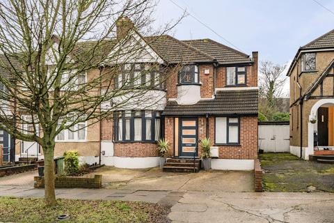 Kenton Lane, Harrow, Middlesex 5 bed end of terrace house for sale
