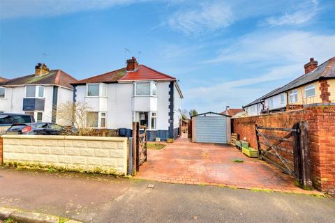 Carrfield Avenue, Toton 3 bed semi