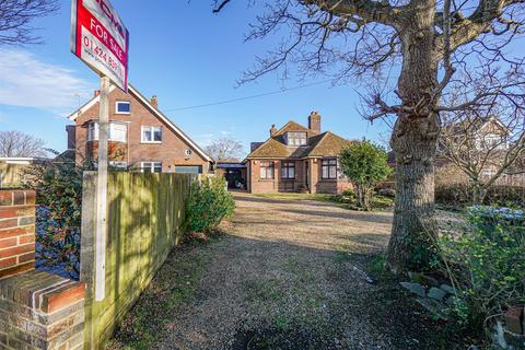 Priory Avenue, Hastings 4 bed detached house for sale