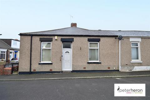 Buddle Terrace, Hendon, Sunderland 2 bed cottage for sale