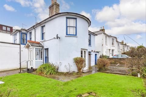 Monkton Street, Ryde, Isle of Wight 4 bed semi