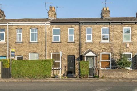 Beverley Road, Kirk Ella, Hull 2 bed terraced house for sale