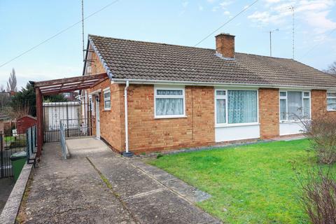 Chelsea Close, Cheltenham GL53 2 bed semi
