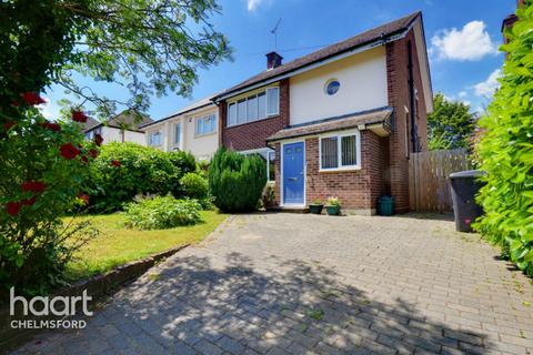 Gordon Road, Chelmsford 3 bed detached house for sale