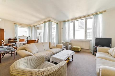 The Quadrangle, Chelsea Harbour... 2 bed flat for sale