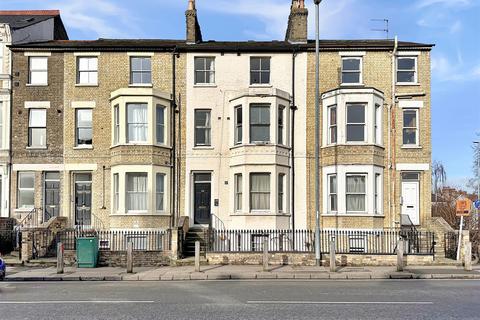 Chesterton Road, Cambridge CB4 8 bed townhouse for sale