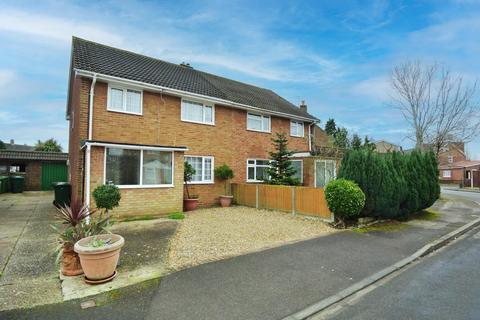 Hannibal Road, Staines