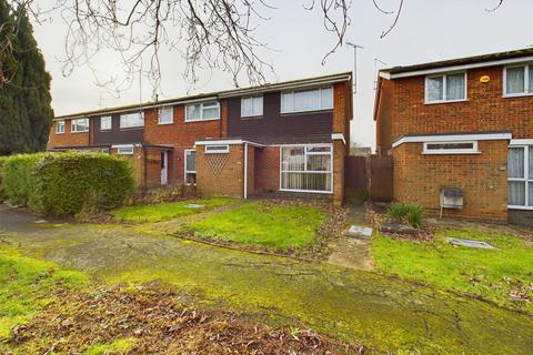 Wendover Road, Aylesbury HP21 3 bed end of terrace house for sale