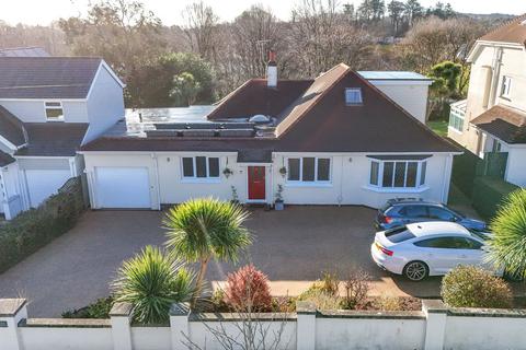Shiphay Avenue, Torquay, TQ2 7EA 5 bed detached house for sale