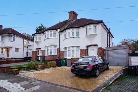 Beverley Gardens, Wembley, London, HA9 3 bed semi
