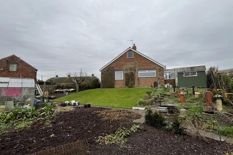 Clarks Lane, Hull 2 bed bungalow for sale