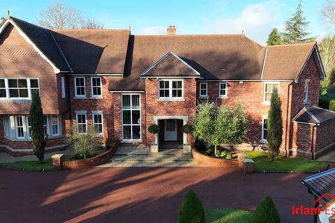 Chatsworth Road, Worsley, M28 4 bed detached house for sale