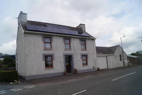 Henllan, Llandysul SA44 5 bed property with land for sale