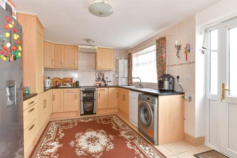 Flint Green, Lords Wood, Chatham, Kent 3 bed detached bungalow for sale