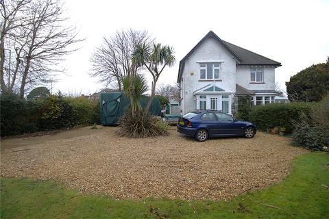 New Road, Bournemouth, Dorset, BH10 3 bed detached house for sale