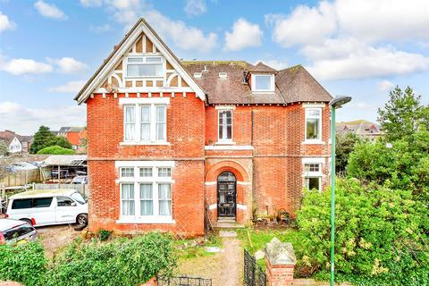 Granville Road, Littlehampton, West... 5 bed ground floor maisonette for sale