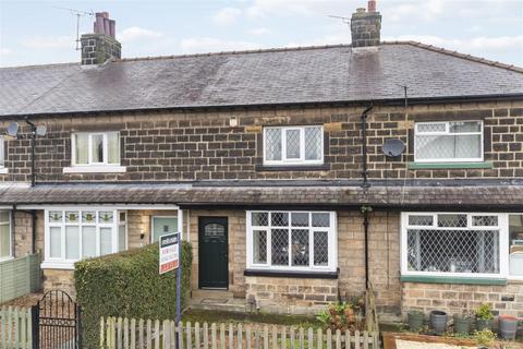 Sunnybank Crescent, Leeds LS19 2 bed terraced house for sale