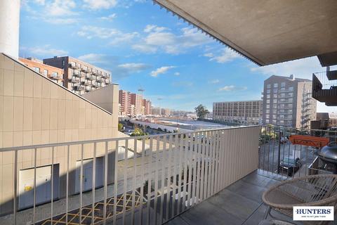 Hargrave Drive, Harrow 2 bed apartment for sale