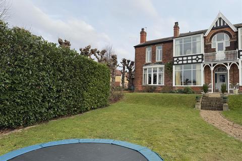Carlton Road, Worksop S81 4 bed semi