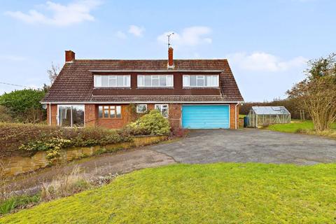 Tyddesley Wood Lane, Pershore 4 bed detached house for sale