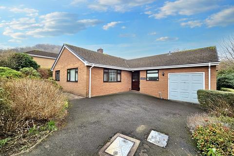 5 Chelmick Drive, Church Stretton SY6 3 bed detached bungalow for sale