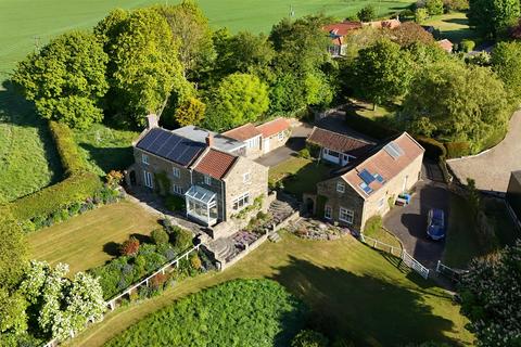 Barmoor Lane, Scarborough YO13 8 bed detached house for sale