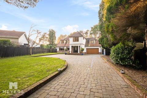Golf Links Road, Ferndown BH22 5 bed detached house for sale