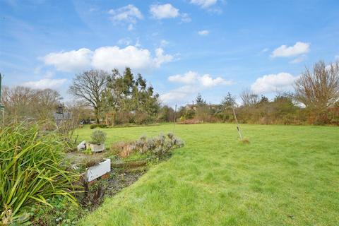 Fairway, Wickford, Essex 3 bed detached bungalow for sale