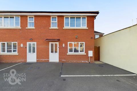 Bells Marsh Road, Gorleston, Great... 3 bed semi