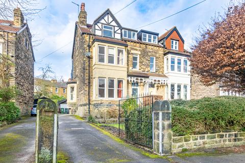 Leeds LS8 5 bed semi