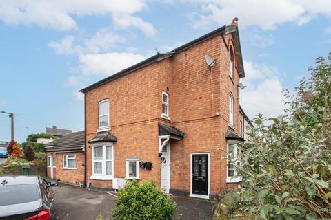 Rock Hill, Bromsgrove... 1 bed apartment for sale