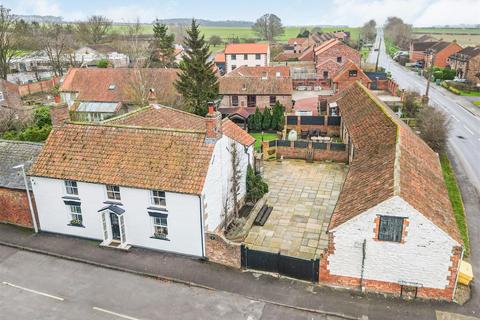 Old Pear Tree Farm, Back Street, Wold... 4 bed house for sale