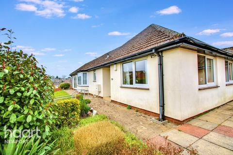 Wavell Drive, Newport 3 bed semi